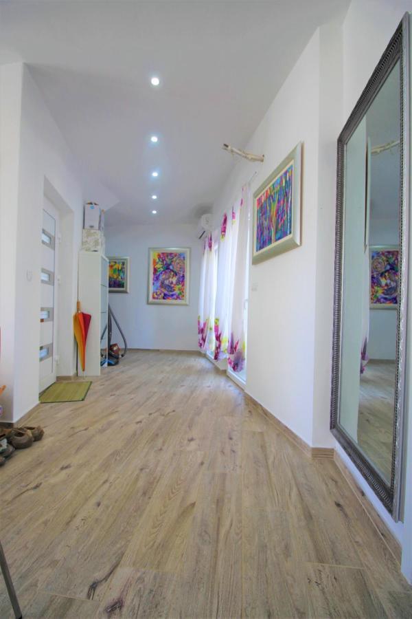Boutique Villa Nirvana 2, Proboj 25 Košljun Exteriér fotografie